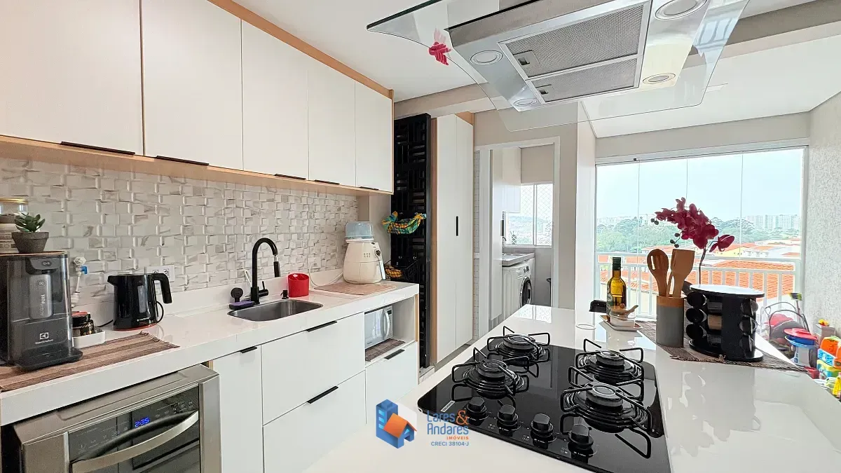 Imagem Sobrado para venda em Jardim Regina com 2 quartos, sendo 2 suítes, 114m²
