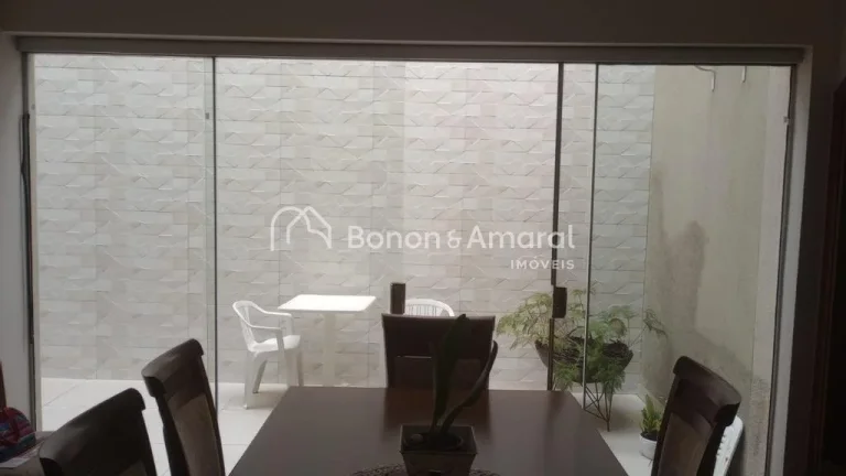 Imagem Casa à venda no Jardim Chapadão, Campinas. Excelente propriedade com 276m² de área construída, ...