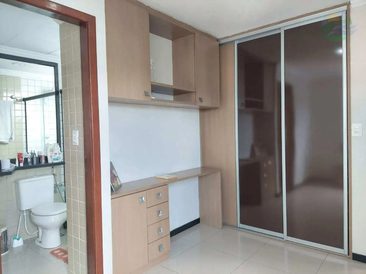 Imagem Apartamento 3 quartos, andar alto, Nascente, Venda, Edificio Margarida Renda Colonial, Graças, Recife.