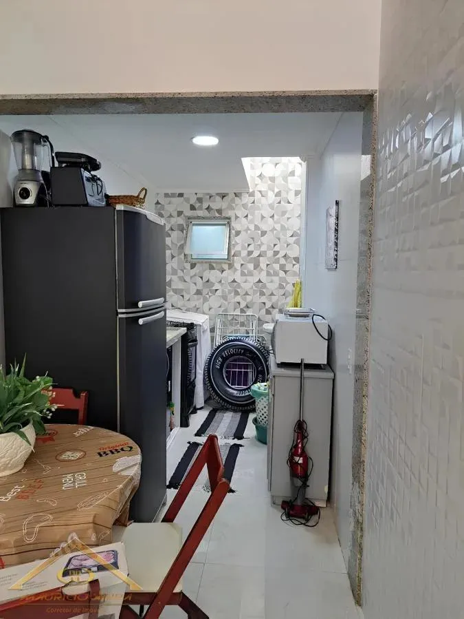 Imagem Casa em Condomínio para Venda em Cabo Frio / RJ no bairro Portinho