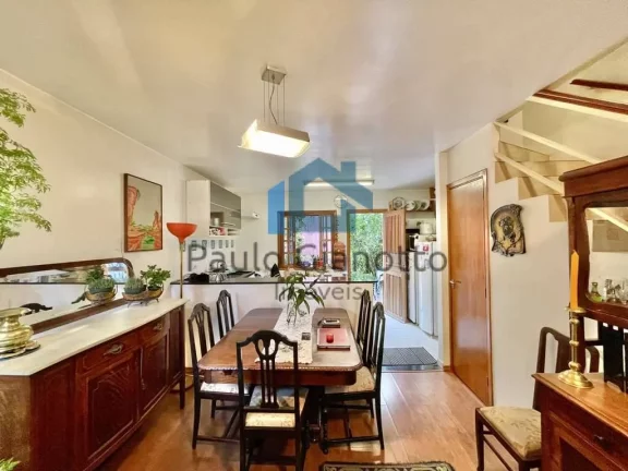 Imagem Casa à Venda em Condomínio na Região da Granja Viana