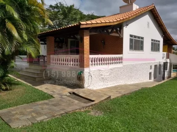 Imagem Sabe aquele lugar gostoso, onde você escuta o barulho dos pássaros e balançar das árvores? Aquel...