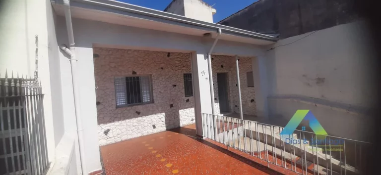 Foto do imóvel Excelente casa térrea com 100m² em 2 dormitórios e 1 vaga de garagem coberta com localização privilegiada próximo do Metrô Vila Prudente.