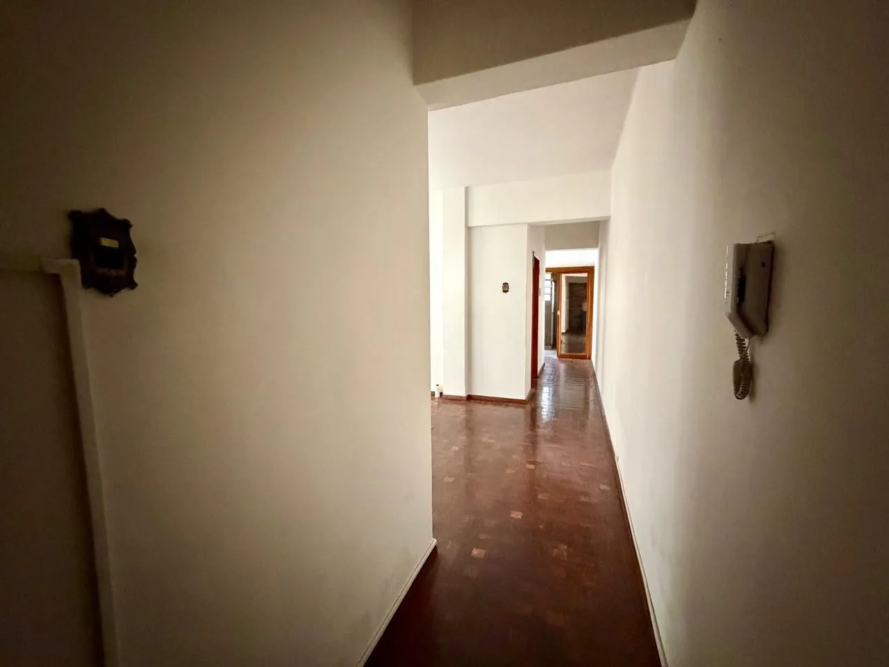 Imagem Apartamento 2 dormitórios sacada com 90m2 no centro histórico.