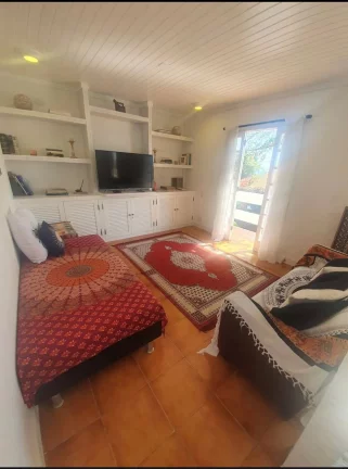Imagem Linda Casa de Temporada com 6 quartos, sendo 5 suítes em Praia do Canto, Armação do Búzios - RJ