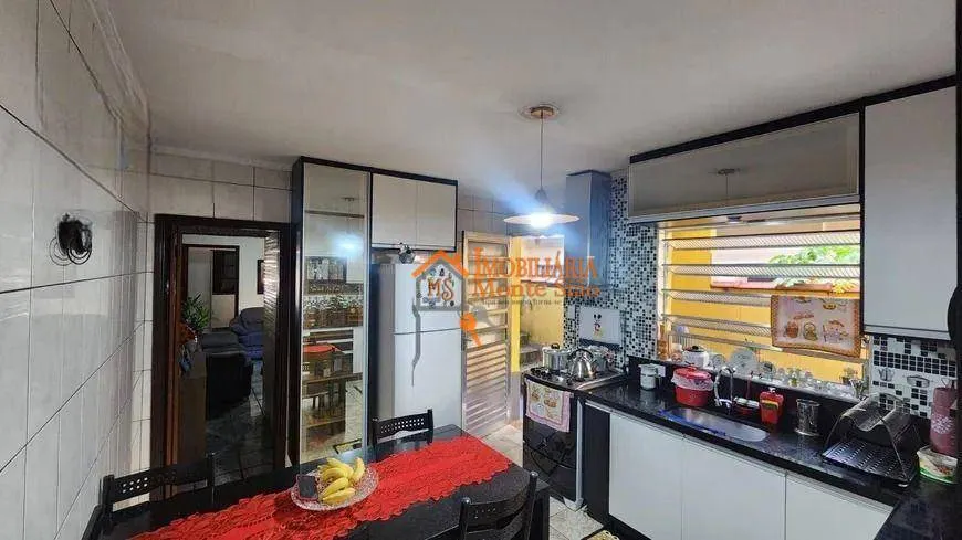 Imagem Casa com 3 dormitórios à venda, 145 m² por R$ 585.750,00 - Jardim Terezópolis - Guarulhos/SP