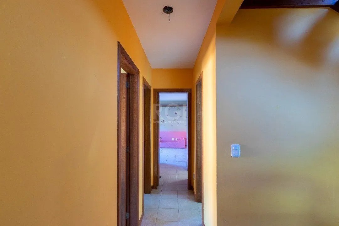Imagem Casa Condominio para Venda - 174.34m², 3 dormitórios, sendo 1 suites, 2 vagas - Espírito Santo