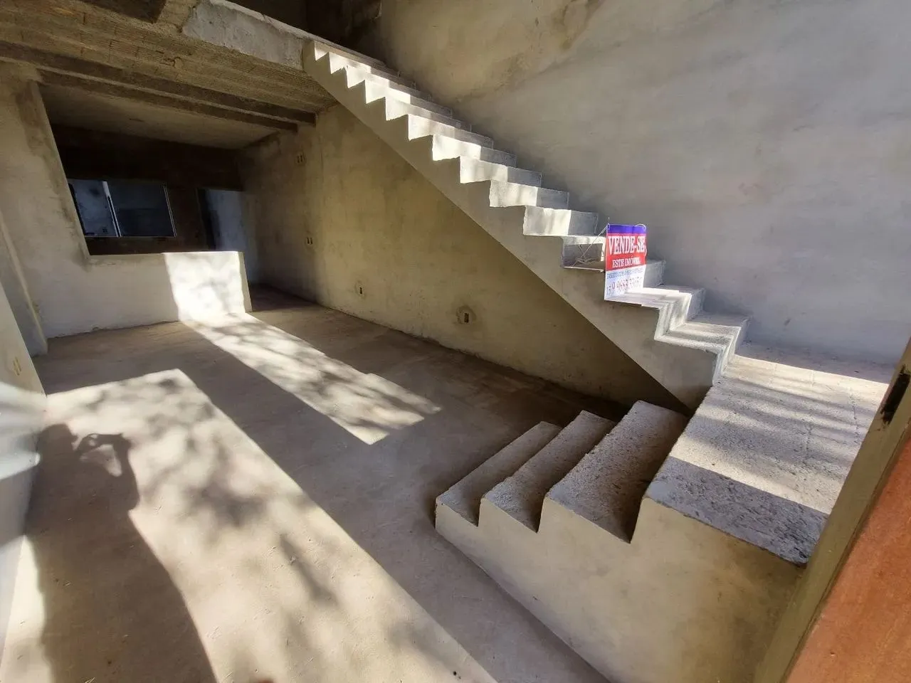 Imagem Casa de Luxo em Condomínio no Jardim Terras de São Francisco - Sorocaba-SP: 3 quartos, 3 suítes, 1 sala, 4 banheiros, 3 vagas de garagem, 209 m².