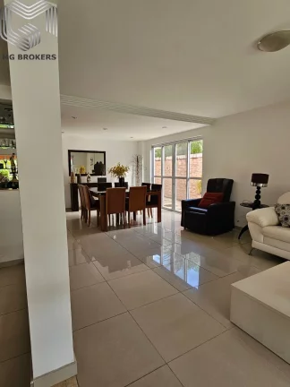Imagem Casa de luxo em condomínio no Recreio dos Bandeirantes, Rio de Janeiro - 4 quartos, 4 suítes, 4 salas, 6 banheiros, 4 vagas, 400m².