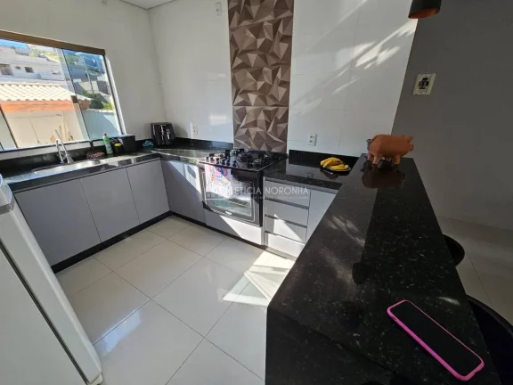 Imagem Casa à Venda