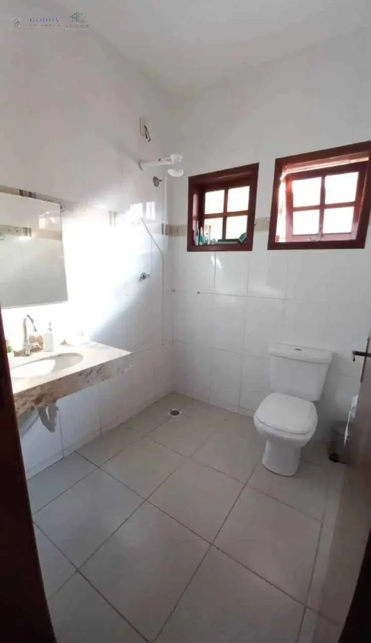 Imagem Linda Casa à Venda - Bairro Mombaça | Pindamonhangaba/SP