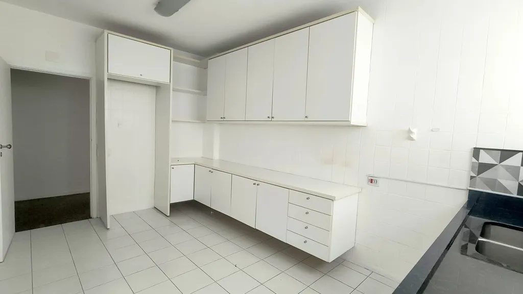 Imagem Apartamento à venda em São Paulo, Cerqueira César, com 3 quartos, 175.11m2