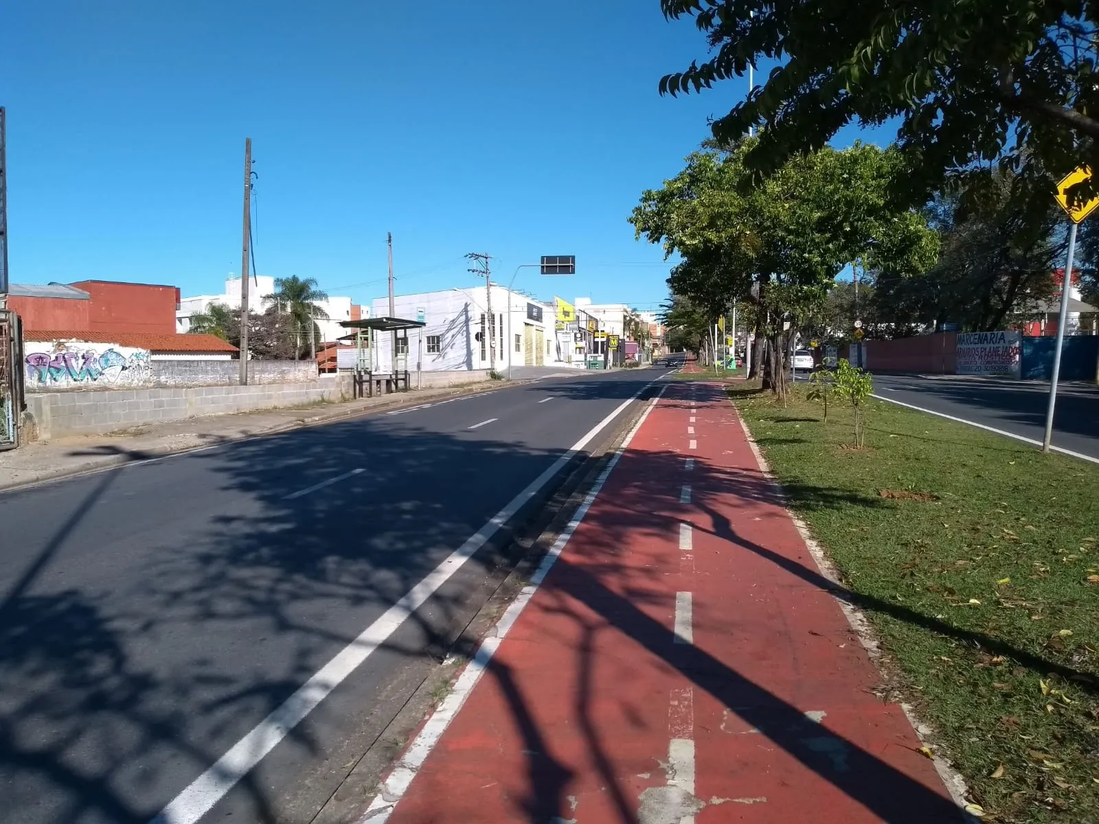 Imagem Terreno Exclusivo na Avenida Américo de Carvalho - 838,42 m² de Oportunidade para Investidores