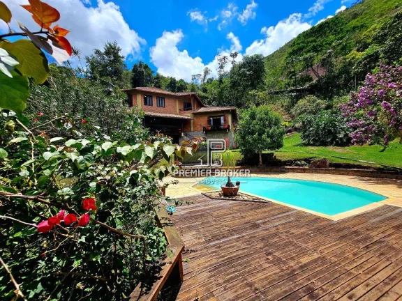 Imagem Casa à venda, 298 m² por R$ 2.250.000,00 - Albuquerque - Teresópolis/RJ