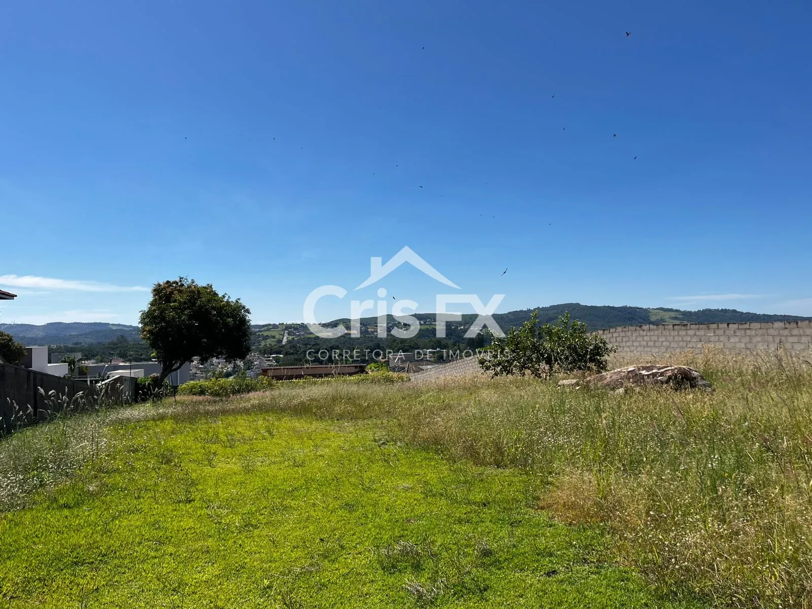 Imagem Lote/Terreno de 1564m² no bairro Pinheirinho, em Vinhedo