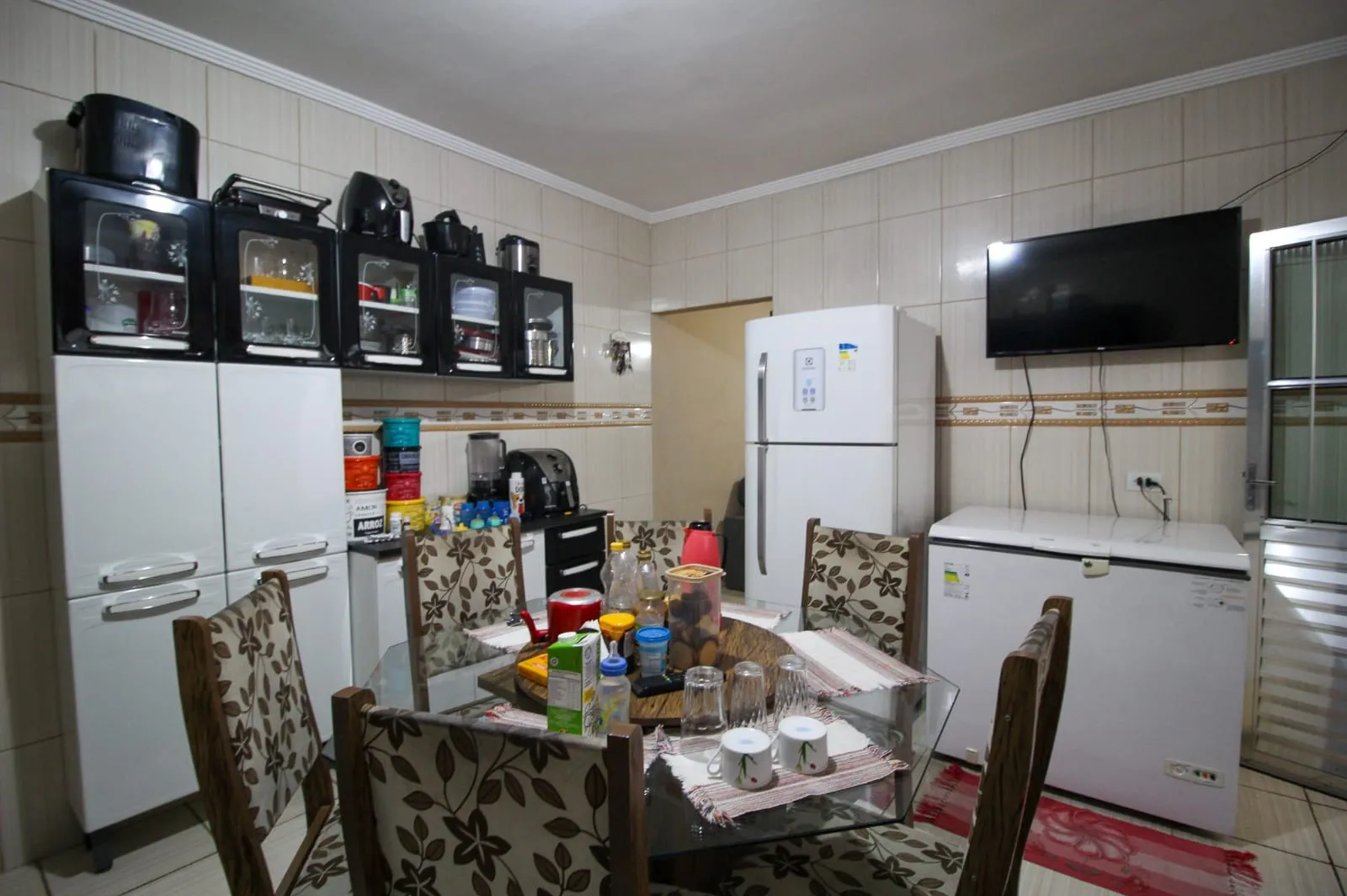Imagem Casa Ampla e Moderna na Zona Norte com Área Gourmet e Quintal Privativo
