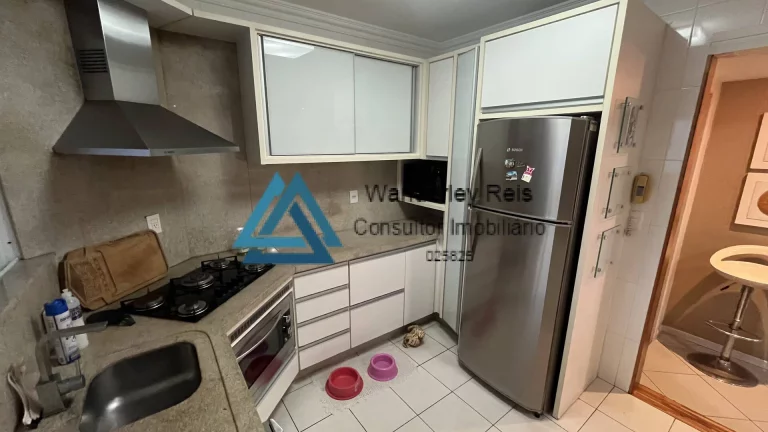 Imagem Lindo apto semi mobiliado com 3 dorm. Bairro Campinas São José SC