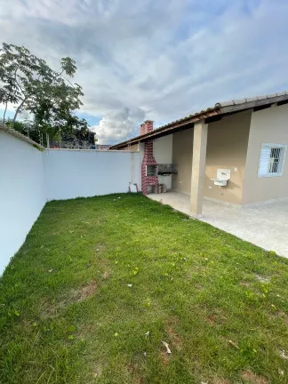 Imagem Casa com 2 Quartos à Venda, 69 m² em Jd. São João - Itanhaém