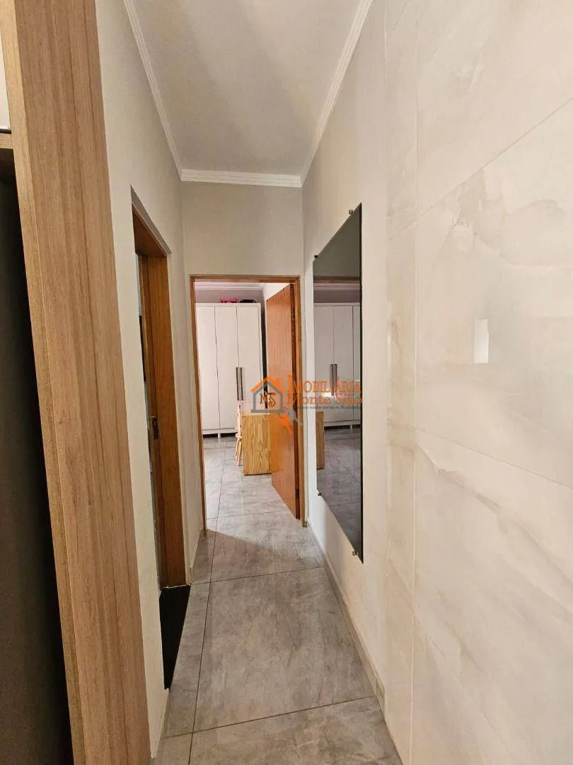 Imagem Casa com 2 dormitórios à venda, 61 m² por R$ 416.000,00 - O Pequeno Coração - Itaquaquecetuba/SP