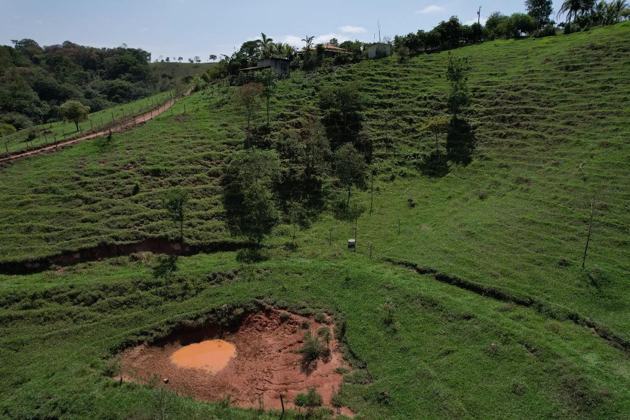Imagem Lindo sítio à venda em Rio Manso/MG , com 20.000 m² de terra