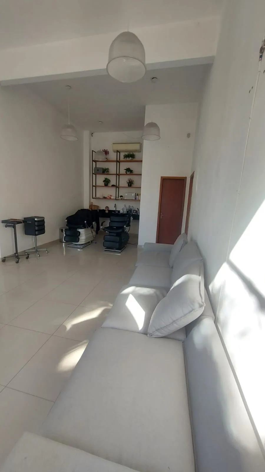 Imagem PRÉDIO COMERCIAL COM 5 SALAS E PROJETO APROVADO APARTAMENTO 100M2