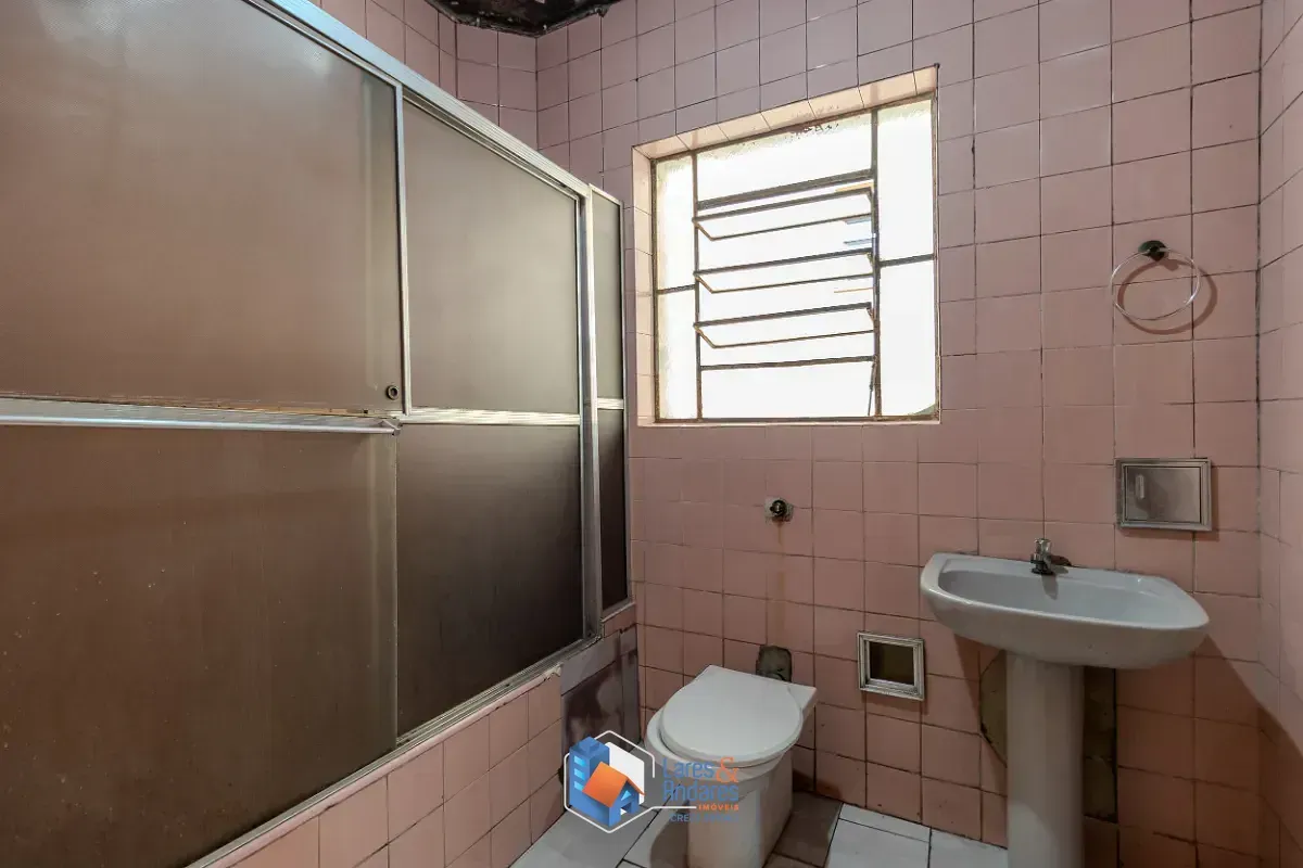Imagem Casa para venda em Jardim Jabaquara com 8 quartos, sendo 1 suíte, 300m²