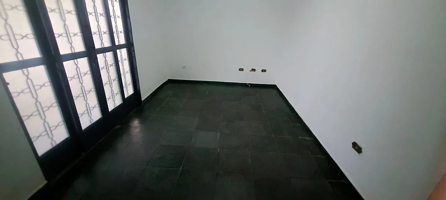 Imagem Casa para Venda 4 Quartos, 1 Suite, 2 Vagas, Loteamento Residencial Andrade, Pindamonhangaba - SP