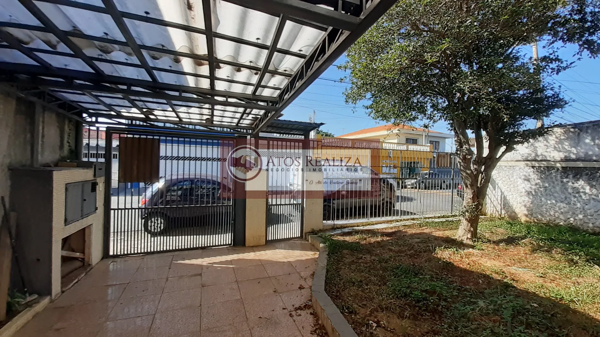 Imagem Casa térrea com edícula em Jardim dos Lagos - São Paulo