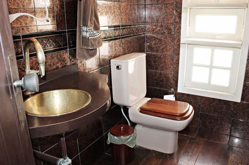 Imagem Predio para Venda - 236m², 0 dormitórios, 4 vagas - Menino Deus