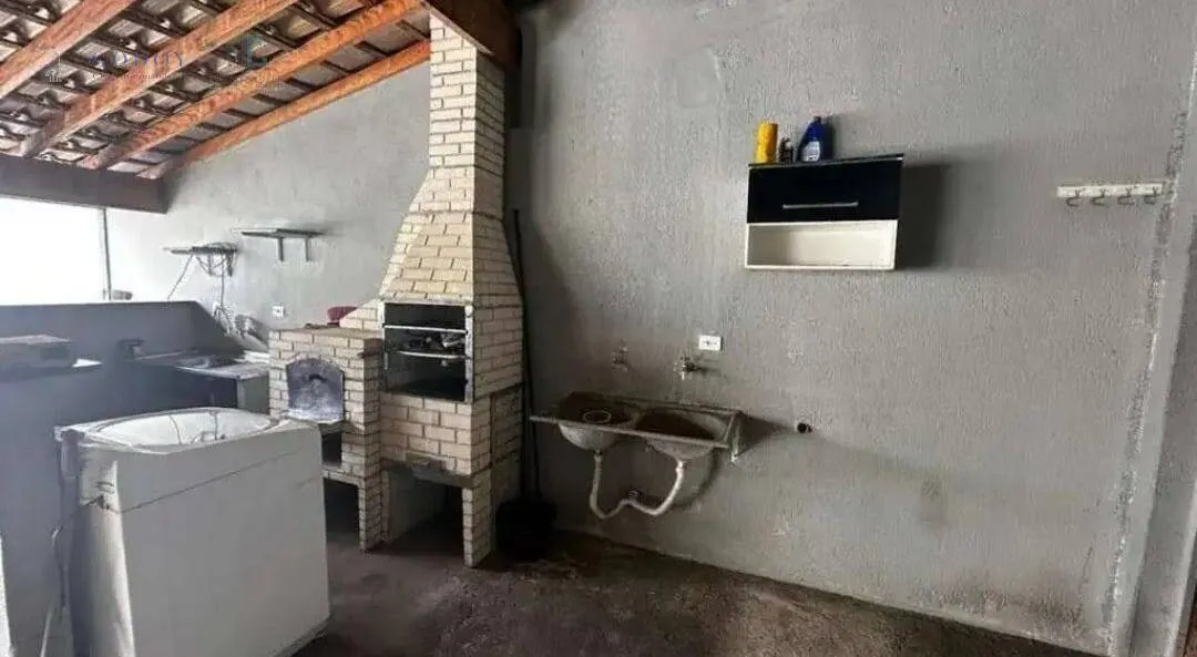 Imagem Sobrado à venda em Pindamonhangaba, Vitória Vale II, com 2 quartos, 130m²