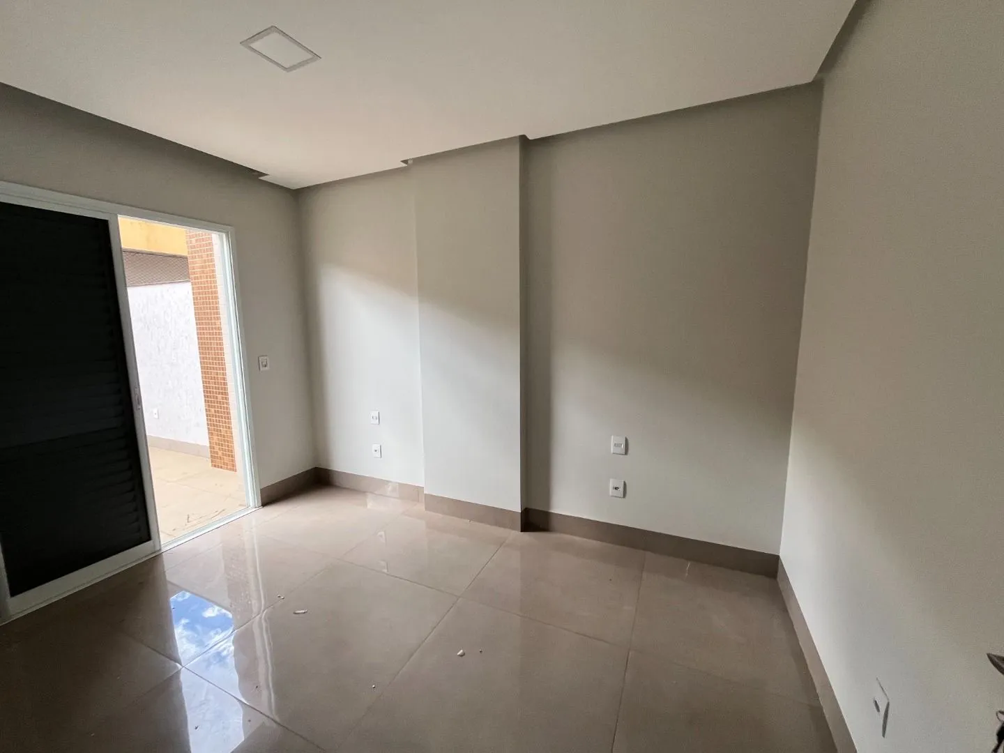 Imagem Apartamento com 3 dormitórios à venda, 114 m² por R$ 1.100.000,00 - Centro - Patos de Minas/MG