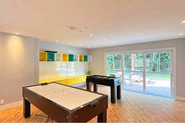 Imagem Casa em Condomínio para venda no bairro Vila Nova em Porto Alegre