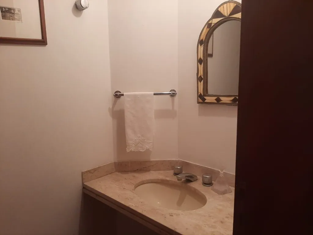 Imagem Apartamento de Luxo no Itaim Bibi: 4 Quartos, 2 Suítes, 3 Banheiros, 3 Vagas - 181m² - São Paulo-SP