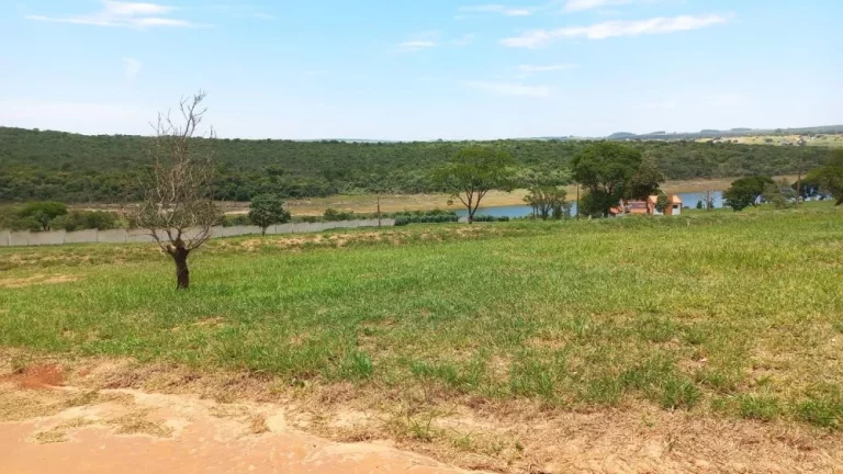 Imagem Condomínio Riviera Santa Cristina XIII, Terreno 450m²