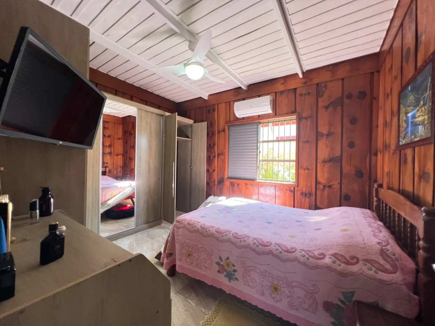 Imagem Casa para Venda em Praia Grande, Solemar, 3 dormitórios, 2 suítes, 1 banheiro, 2 vagas