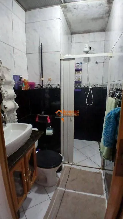 Imagem Sobrado com 2 dormitórios à venda, 70 m² por R$ 371.000,00 - Jardim Adriana - Guarulhos/SP