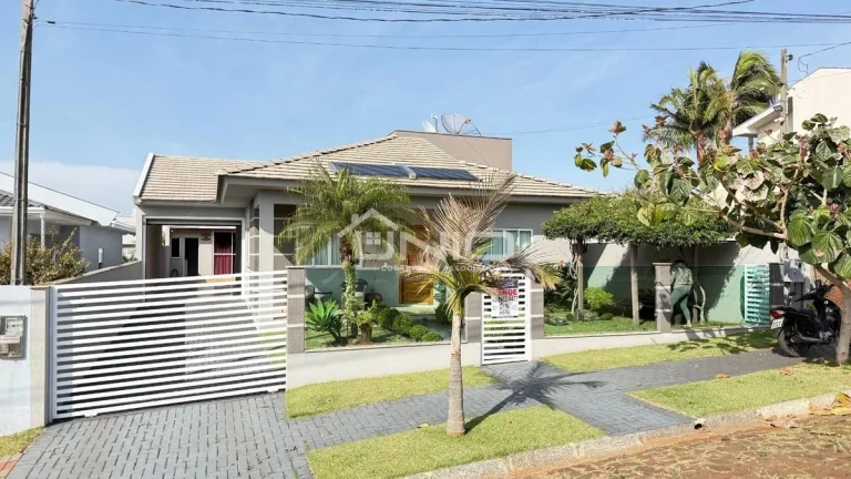 Imagem Casa Térrea Suíte + 2 Dormitórios Com Piscina e Salão de Festas - Fraron