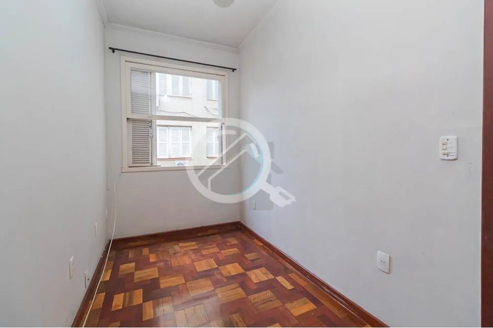 Imagem Amplo apartamento à venda em localização privilegiada, no bairro Rio Branco, - em Porto Alegre. D...