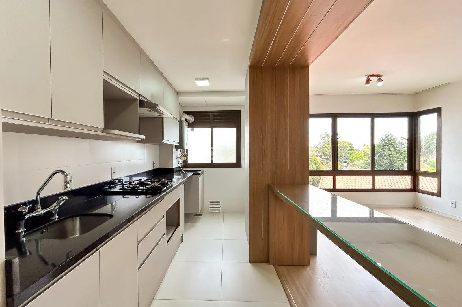 Imagem Apartamento no bairro Ipanema, 3 dormitórios - 1 suíte - 2 vagas