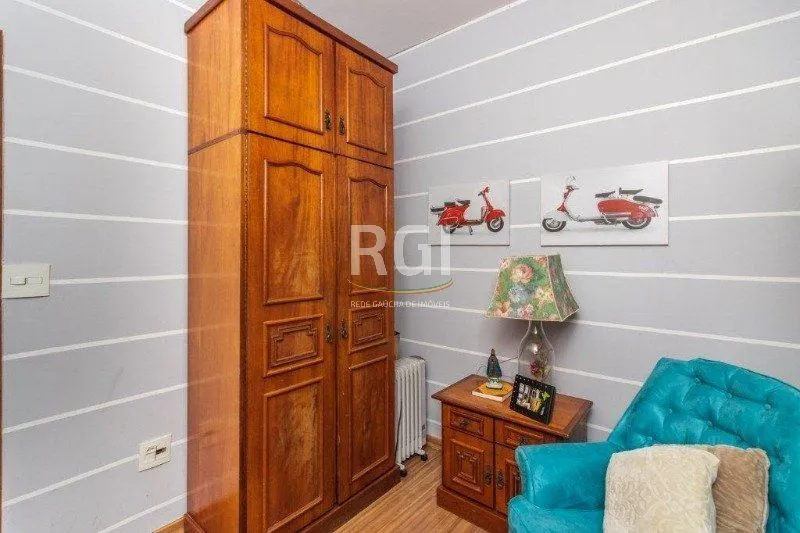 Imagem Casa para Venda - 490m², 3 dormitórios, sendo 1 suites, Floresta