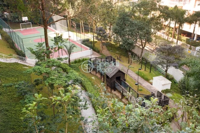 Imagem Lindo apartamento com 163m2 em rua muito procurada no Panamby. Condomínio com lazer completo destac...