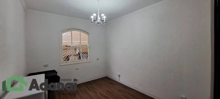 Imagem Casa térrea, na vila progresso, 3 dormi, 1 suíte, sala 2 emb., quintal