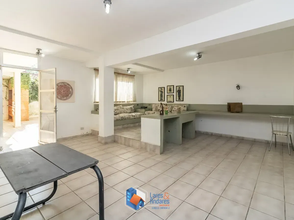 Imagem Sobrado para venda em Vila Madalena com 3 quartos, sendo 1 suíte, 293m²