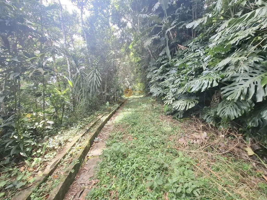 Imagem Terreno para Venda em Teresópolis / RJ no bairro Albuquerque