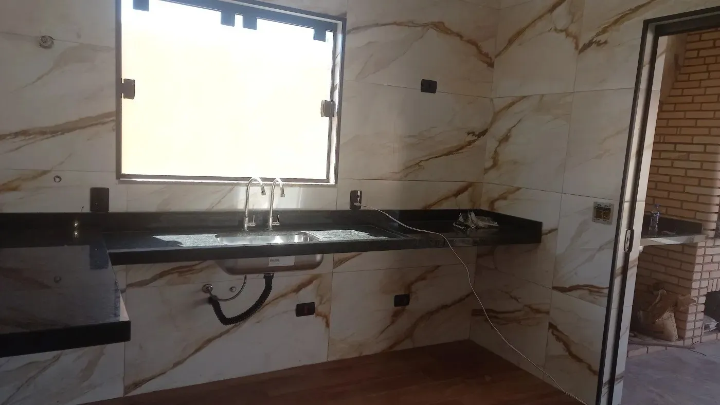Imagem Casa para Venda em Itanhaém, Jamaica (Praia), 3 dormitórios, 2 suítes, 1 banheiro, 5 vagas