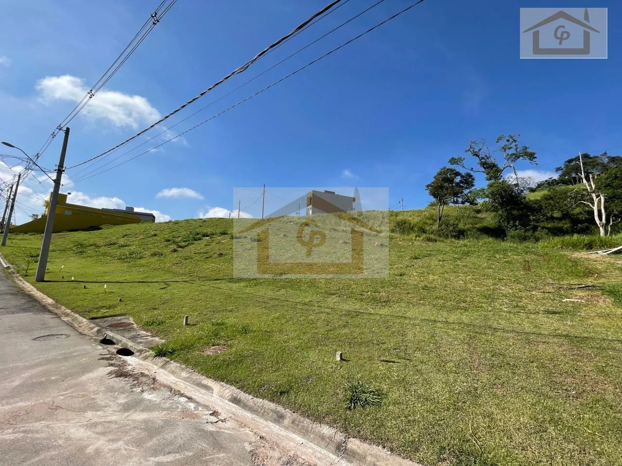 Imagem Quer construir sua casa? Terreno com 125 metros, mais segurança para sua família