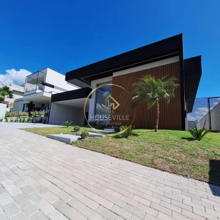 Imagem Casa Térrea 3 dormitórios ( 3 suítes), 3 vagas, Condomínio Mônoca Urbanova.