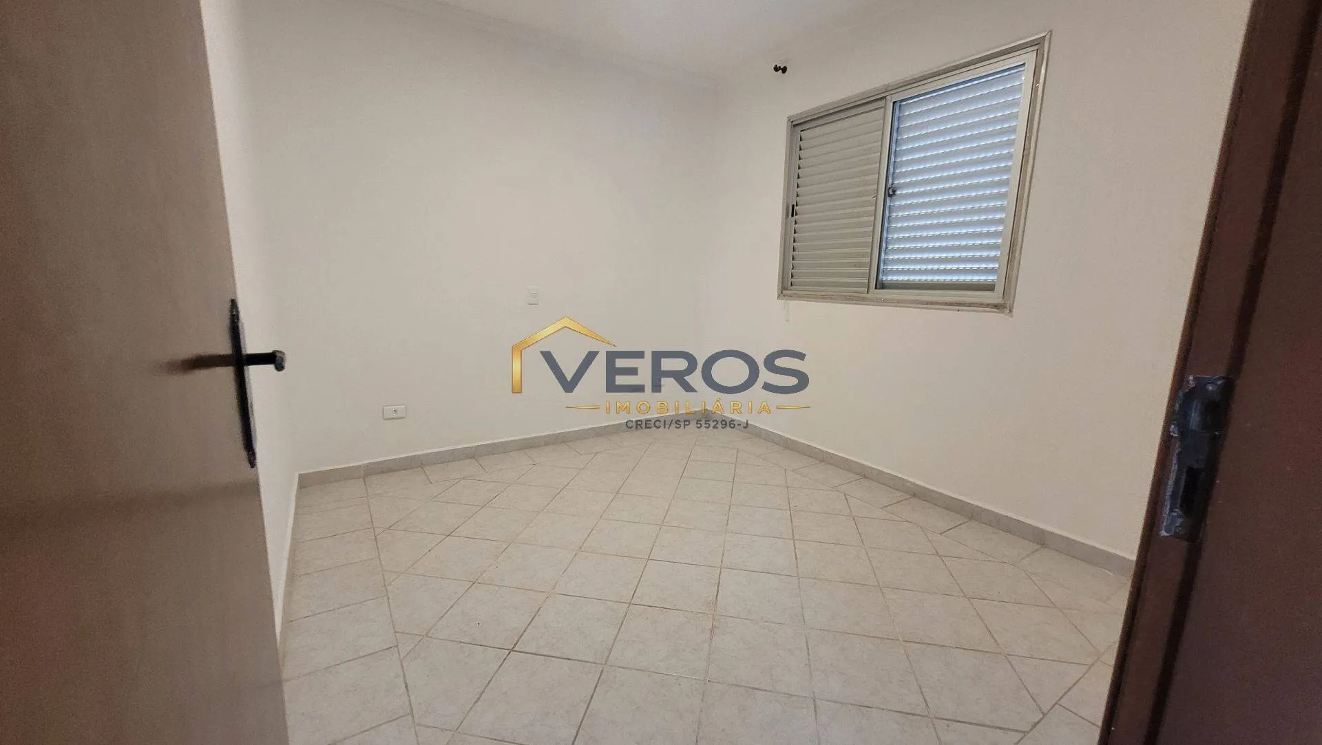 Imagem Apartamento à venda em Martim de Sá I 450 metros da praia I 2 dormitórios