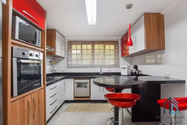 Imagem Casa a venda 05 quartos sendo 03 suítes, no Ahú/São Lourenço em Curitiba Pr
