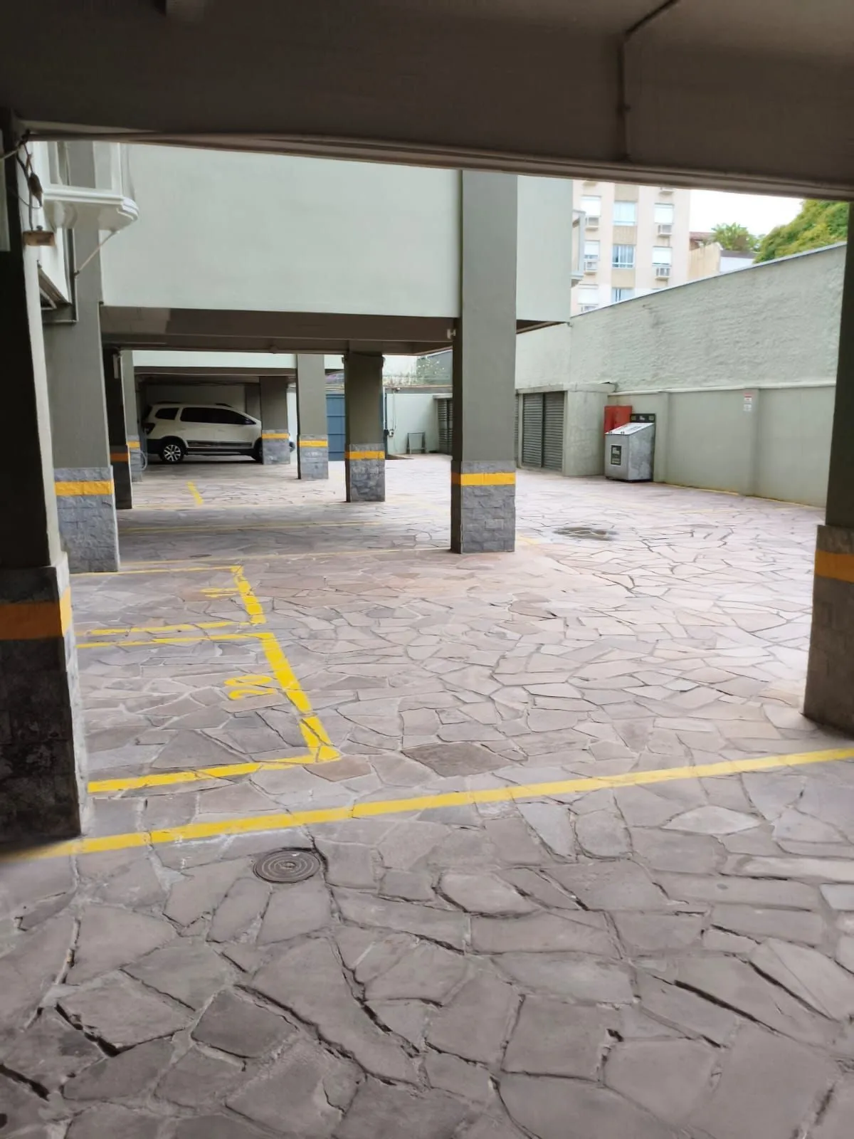 Imagem Oportunidade 2D, 2 Banheiros - Cidade Baixa - Porto Alegre - Preço Atrativo